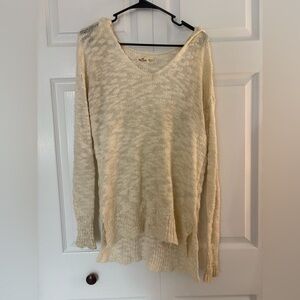 Hollister Cream V-Neck Sweater Relaxed Fit